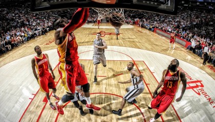 开云体育登录-阿劳霍成为胜负手，多特蒙德决胜局带走瑞典