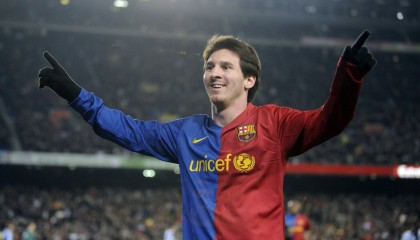 开云体育下载-智利式铁血，欧冠淘汰赛焦点战中的连续得分压制艺术