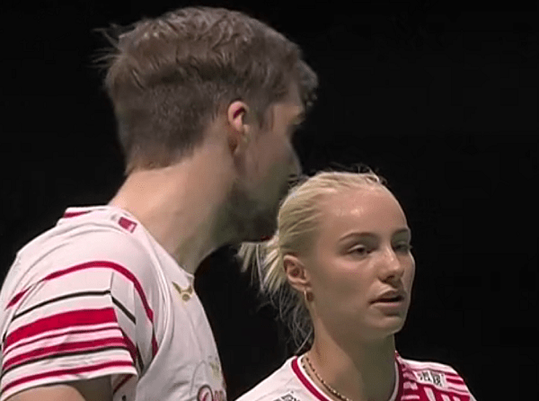 泰国队险胜韩国队，安赛龙带队取胜